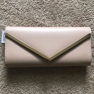 Nude envelope clutch